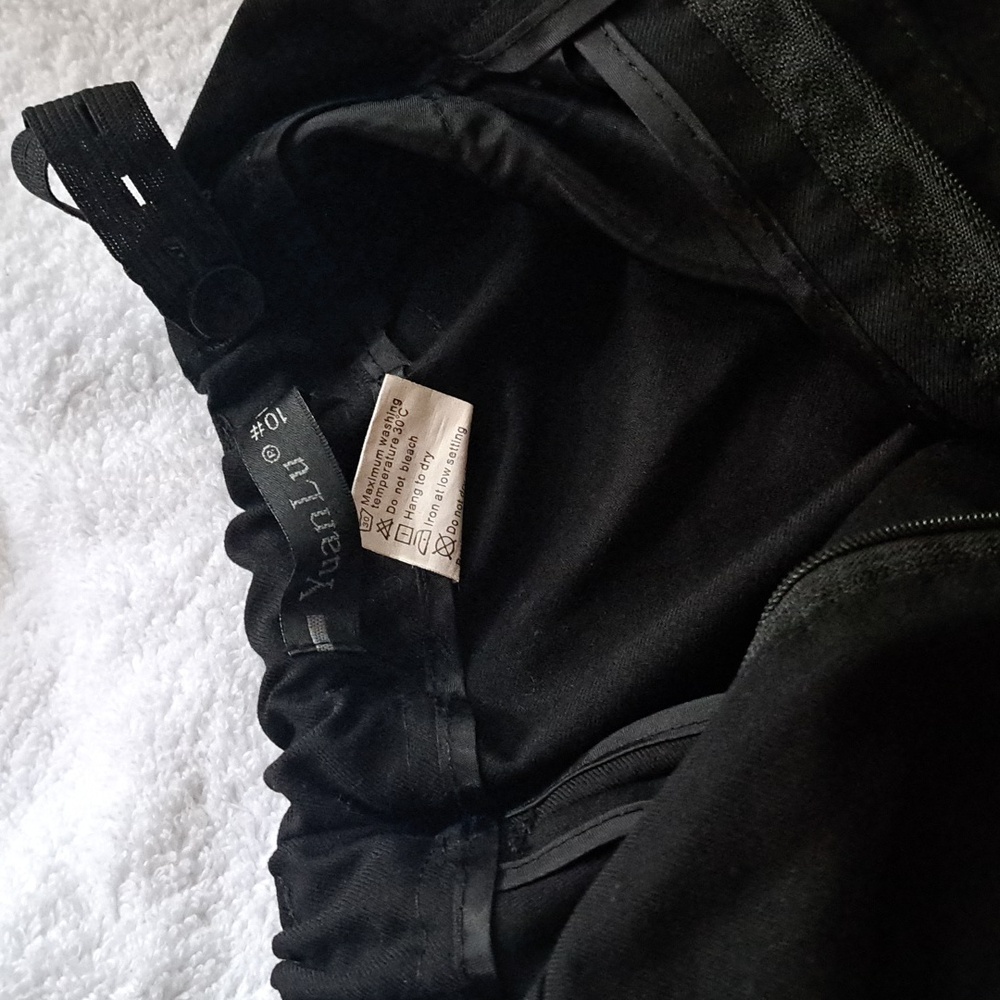 Boys adjustable waist black pants. YuanLu size 10
